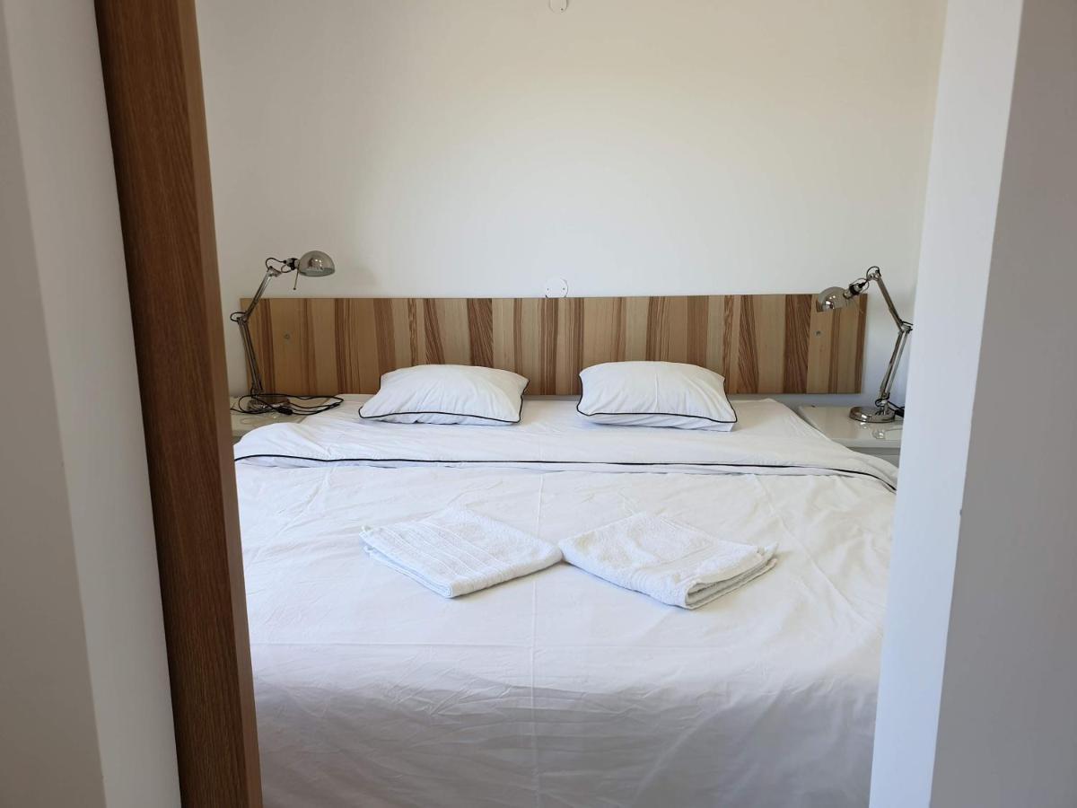 Aaa Apartments อัลบูเฟรา ภายนอก รูปภาพ