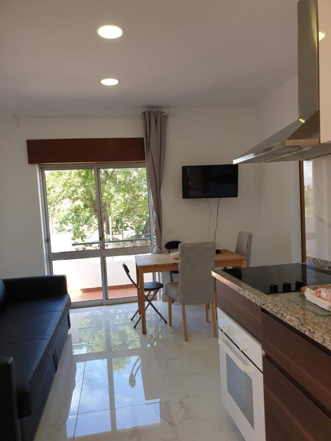 Aaa Apartments อัลบูเฟรา ภายนอก รูปภาพ
